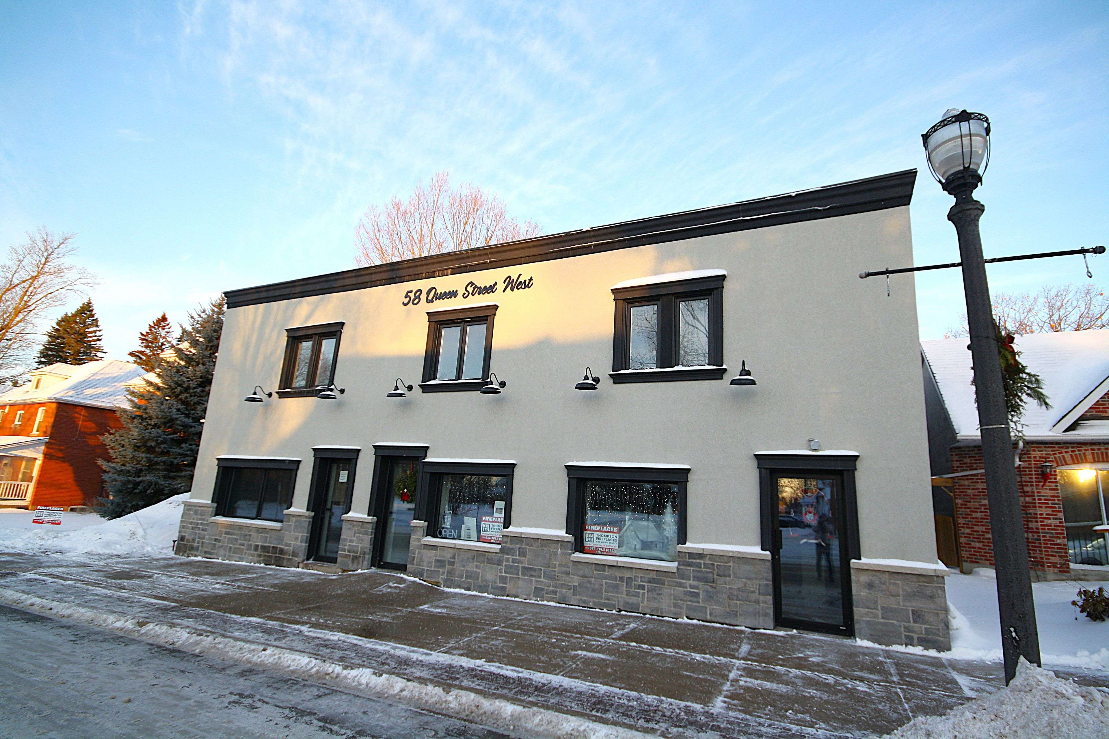 58 Queen St ST W, Springwater, ON L0L 1P0