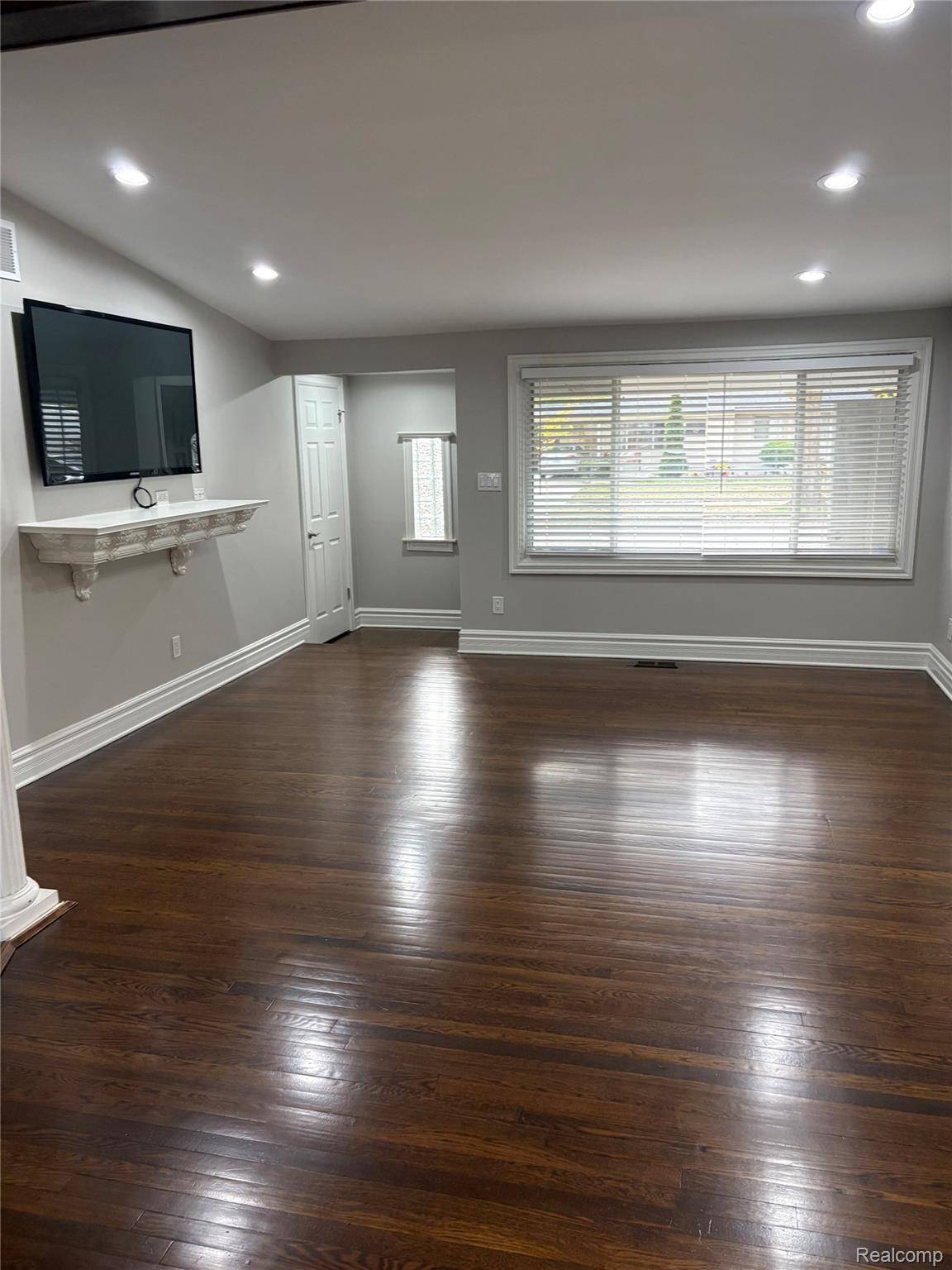 Oak Park, MI 48237,23245 Berkley ST