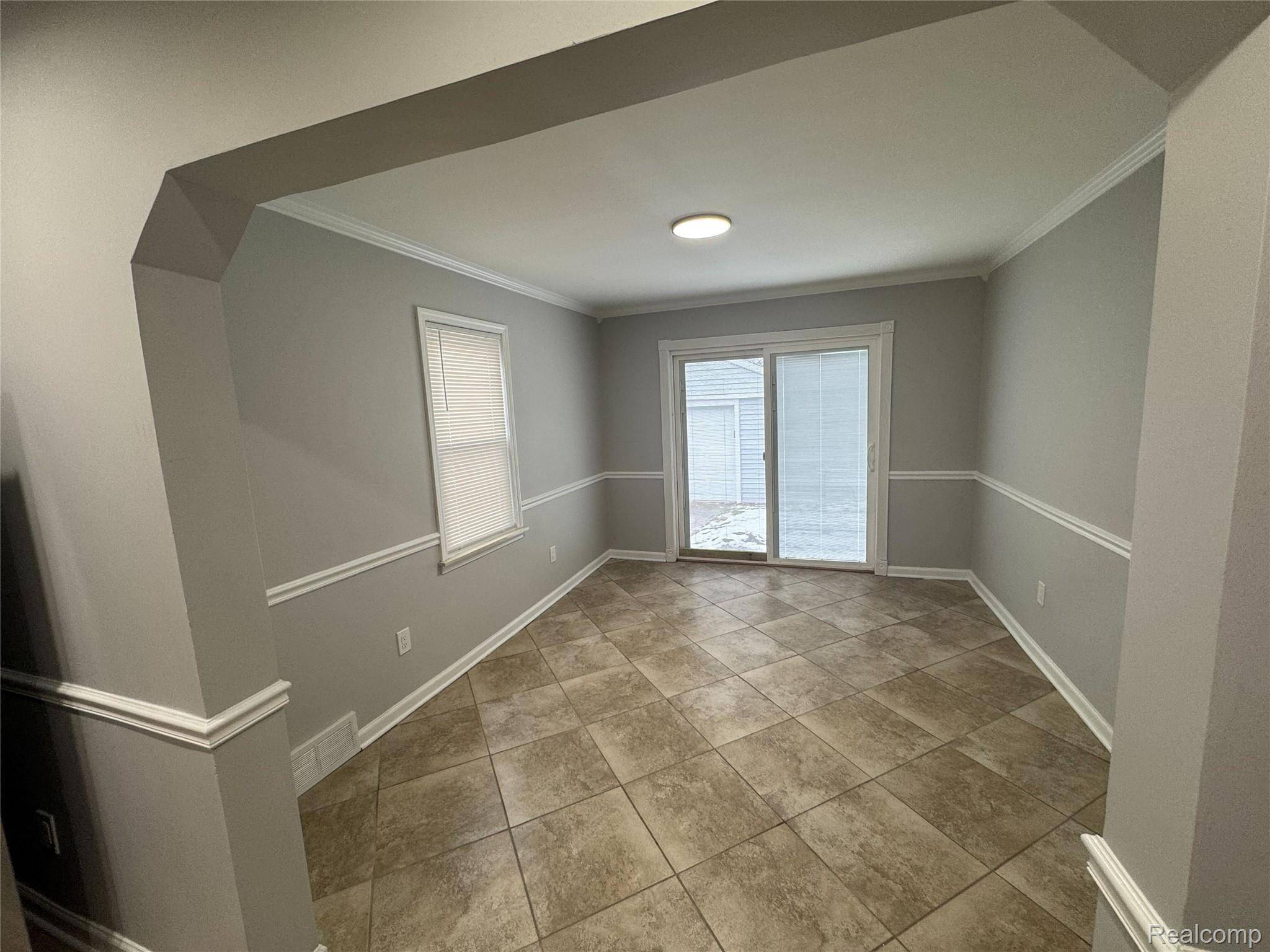 Hazel Park, MI 48030,1753 E Milton AVE