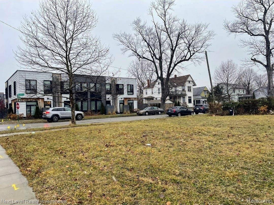 Detroit, MI 48214,1000 Baldwin ST