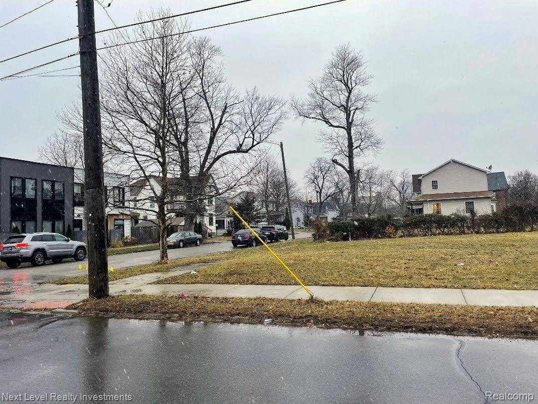 Detroit, MI 48214,1000 Baldwin ST