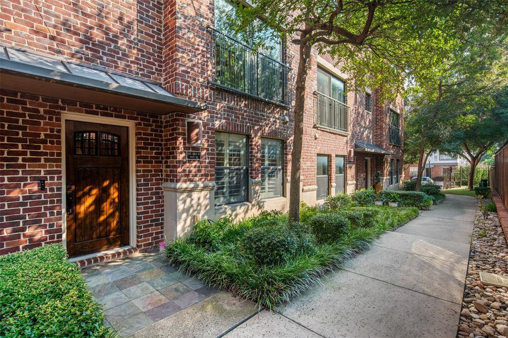 Dallas, TX 75204,2411 N Hall Street #38