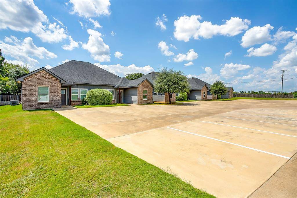 Granbury, TX 76049,2706 James Road