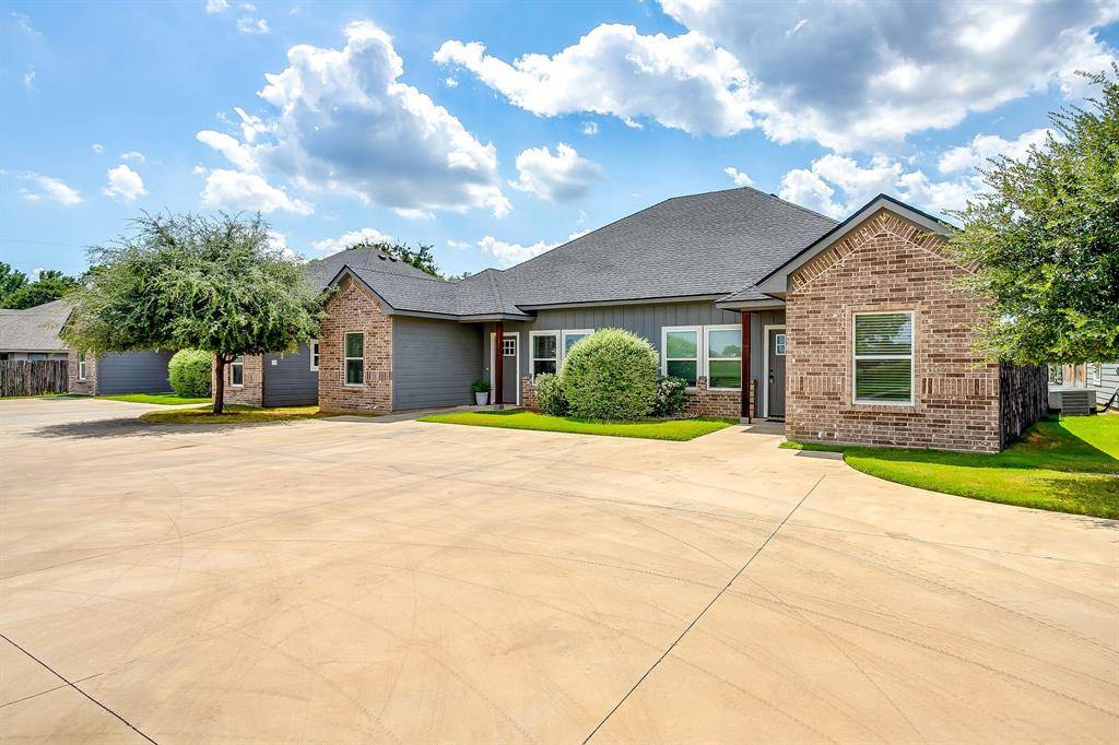 Granbury, TX 76049,2706 James Road