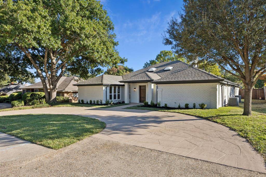 Dallas, TX 75248,7716 Lone Moor Circle