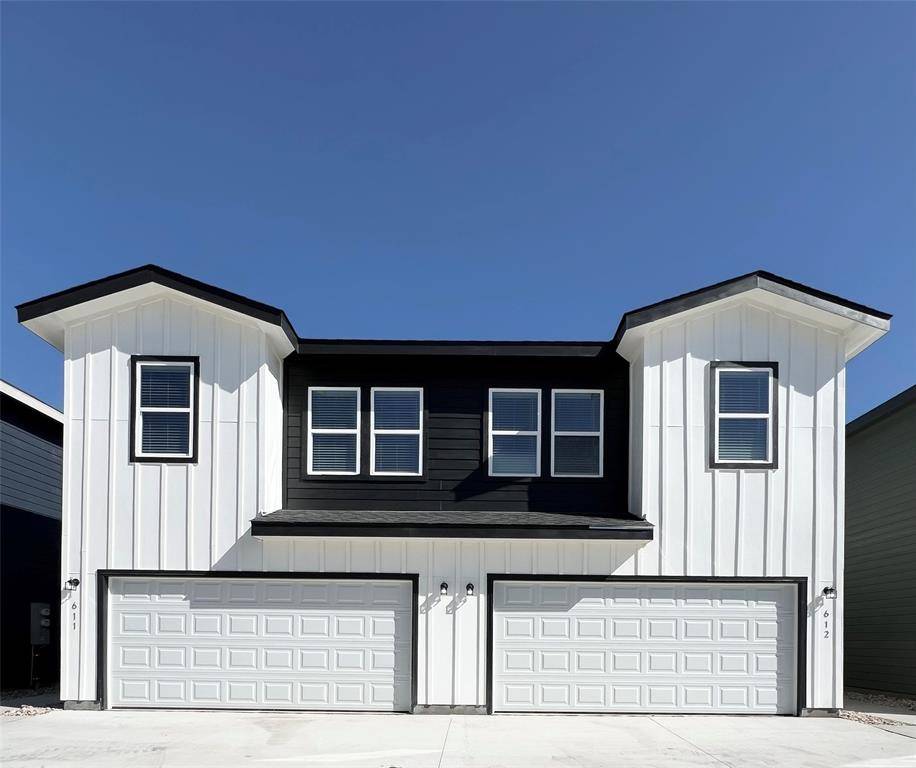 Burleson, TX 76028,3501 E Renfro Street #612