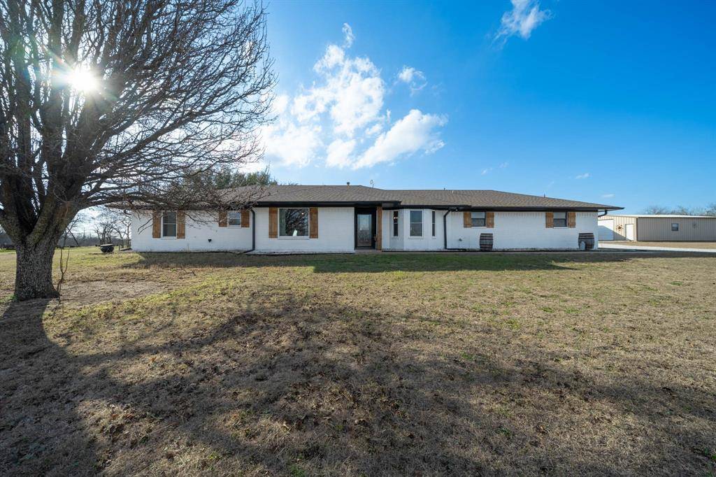 Abbott, TX 76621,411 N Willie Nelson Road