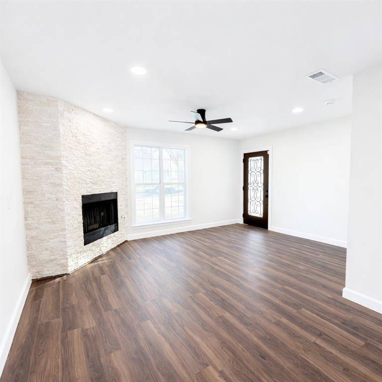 Fort Worth, TX 76110,2744 Ryan Avenue