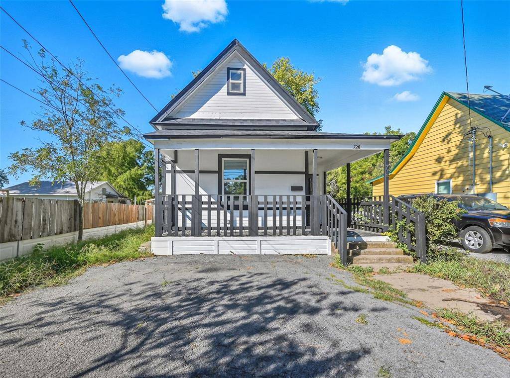 Sherman, TX 75090,728 S Elm Street