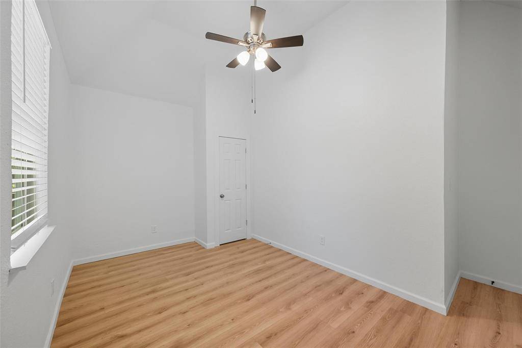 Sherman, TX 75090,728 S Elm Street