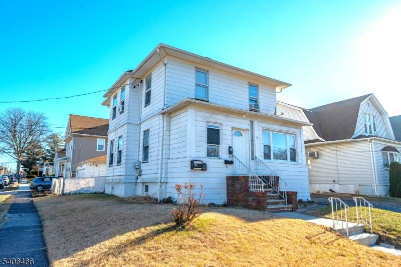 Clifton City, NJ 07011,96 Curie Ave #1