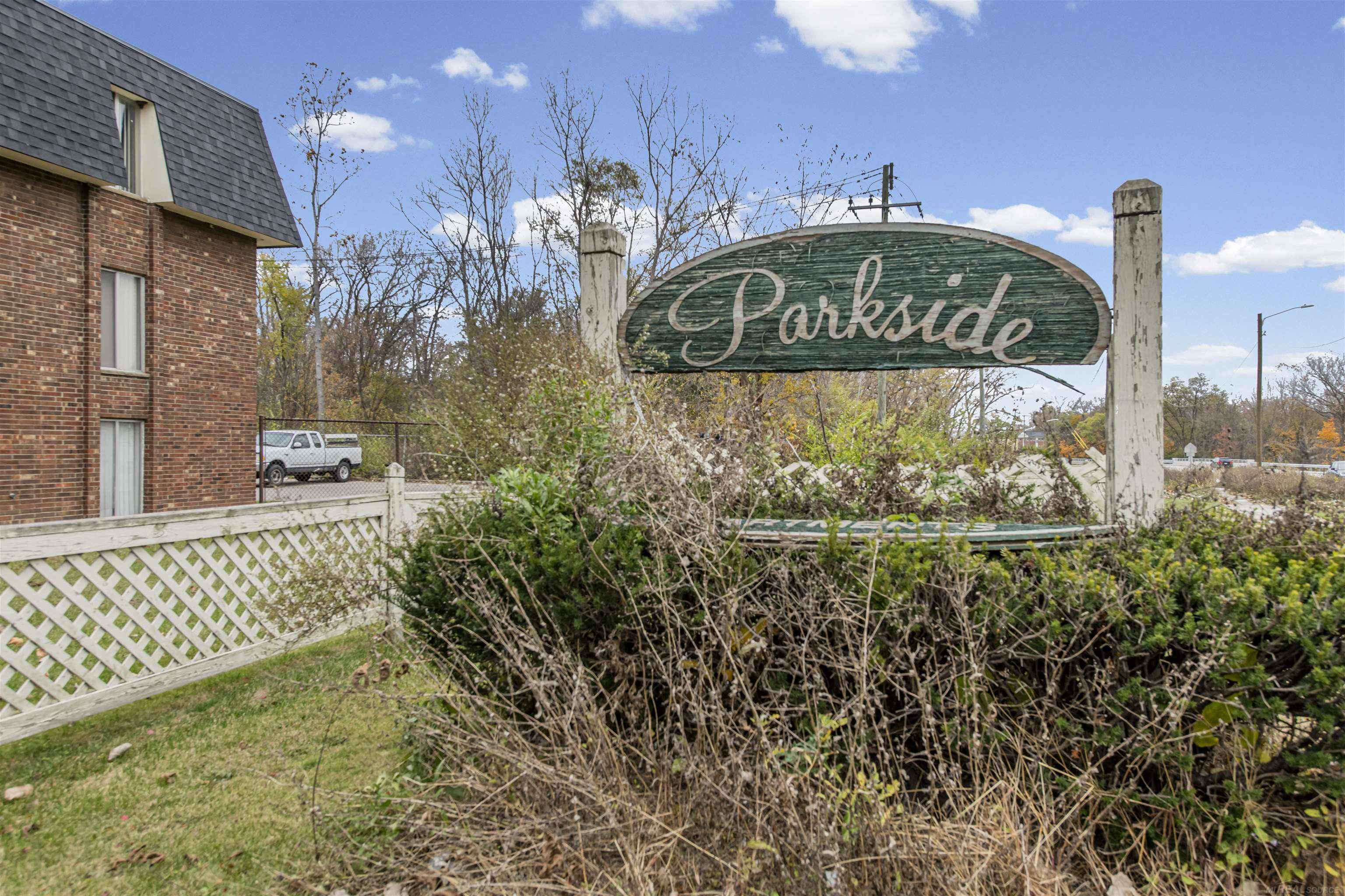 23740 Fenkell ST, Detroit, MI 48223