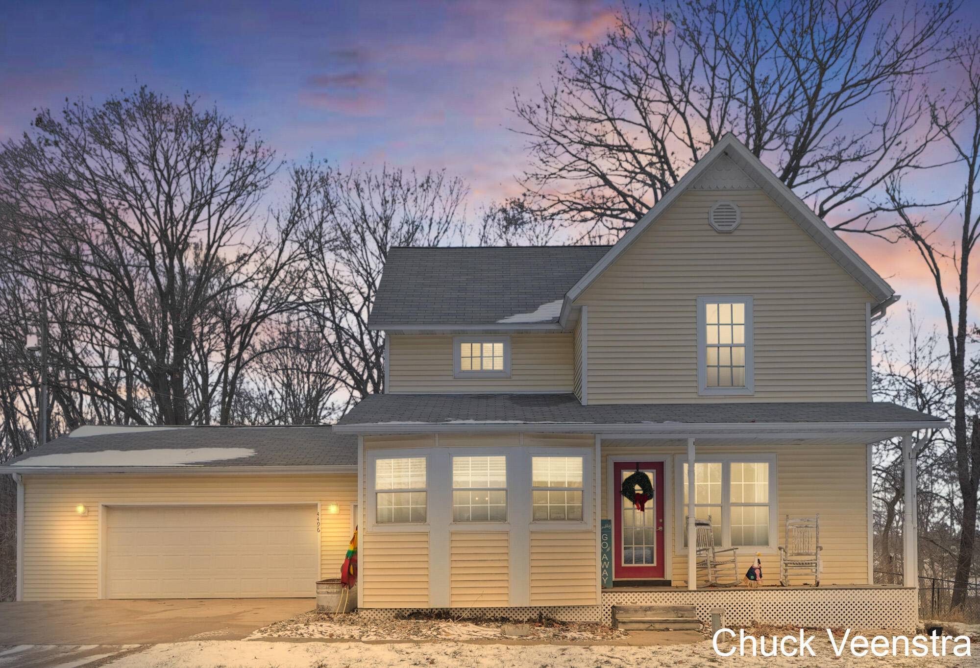 Caledonia, MI 49316,4496 4th ST