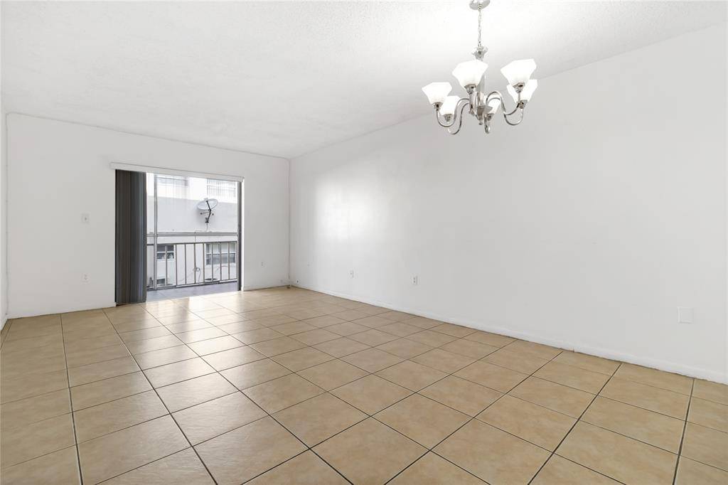 North Miami Beach, FL 33162,16750 NE 10th Ave #126