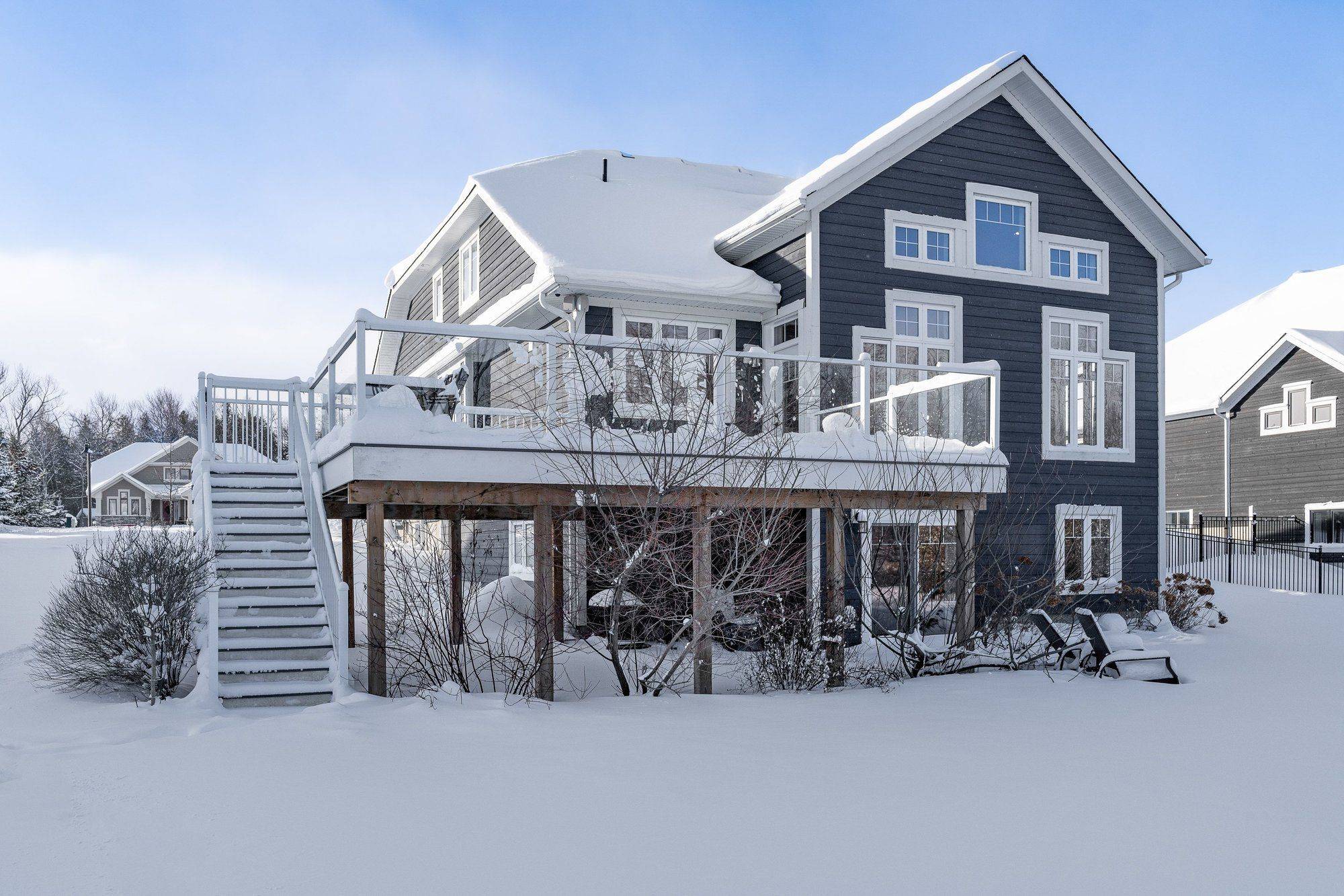 Blue Mountains, ON N0H 2P0,128 Timber LN