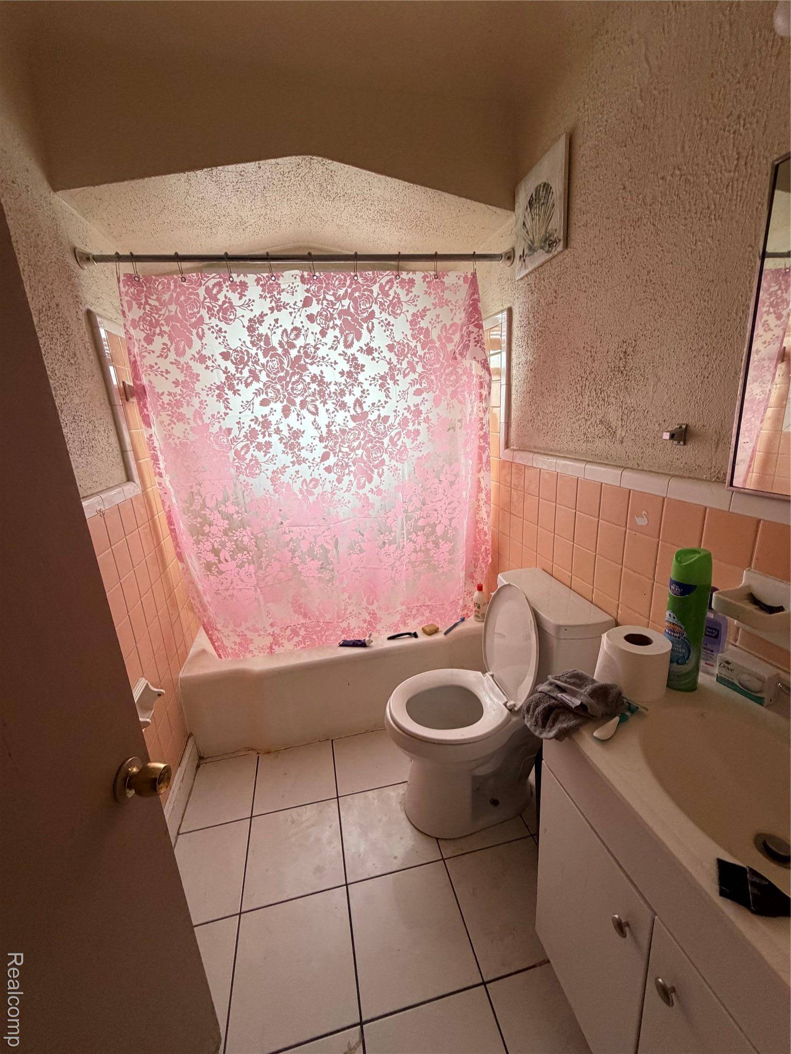 Detroit, MI 48238,15732 manor ST