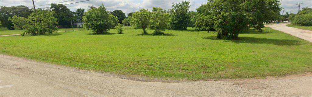 Alvarado, TX 76009,102 E Carver Street