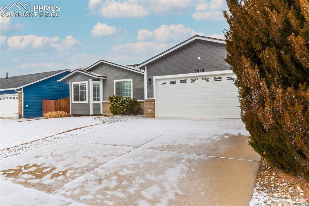 Colorado Springs, CO 80925,8258 Firethorn DR