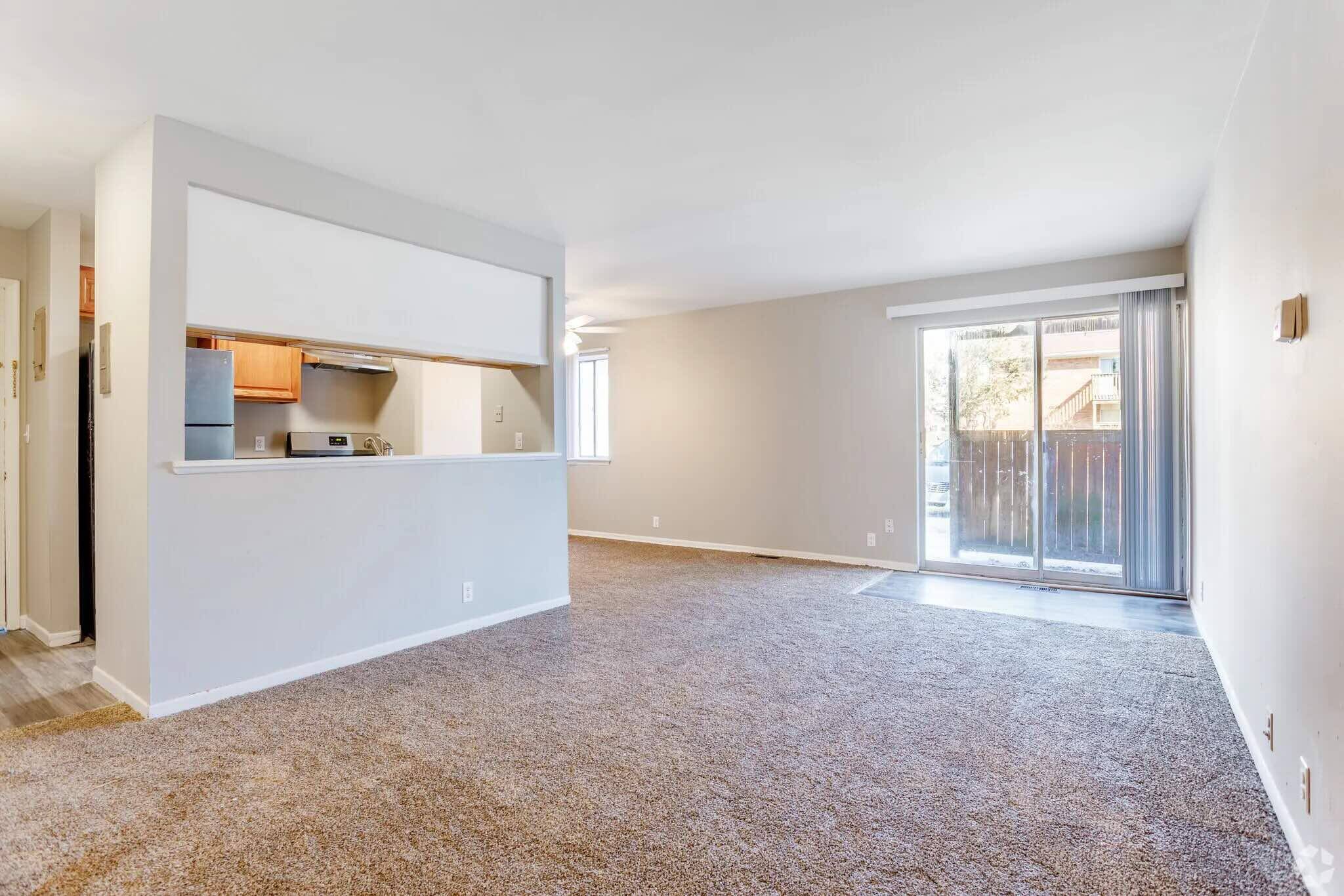 Ann Arbor, MI 48103,2230 Dexter AVE