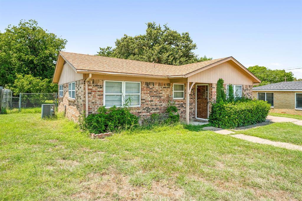 505 S Mulberry Street, Eastland, TX 76448
