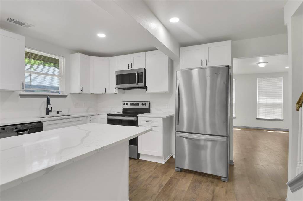 Cleburne, TX 76033,411 Euclid Street