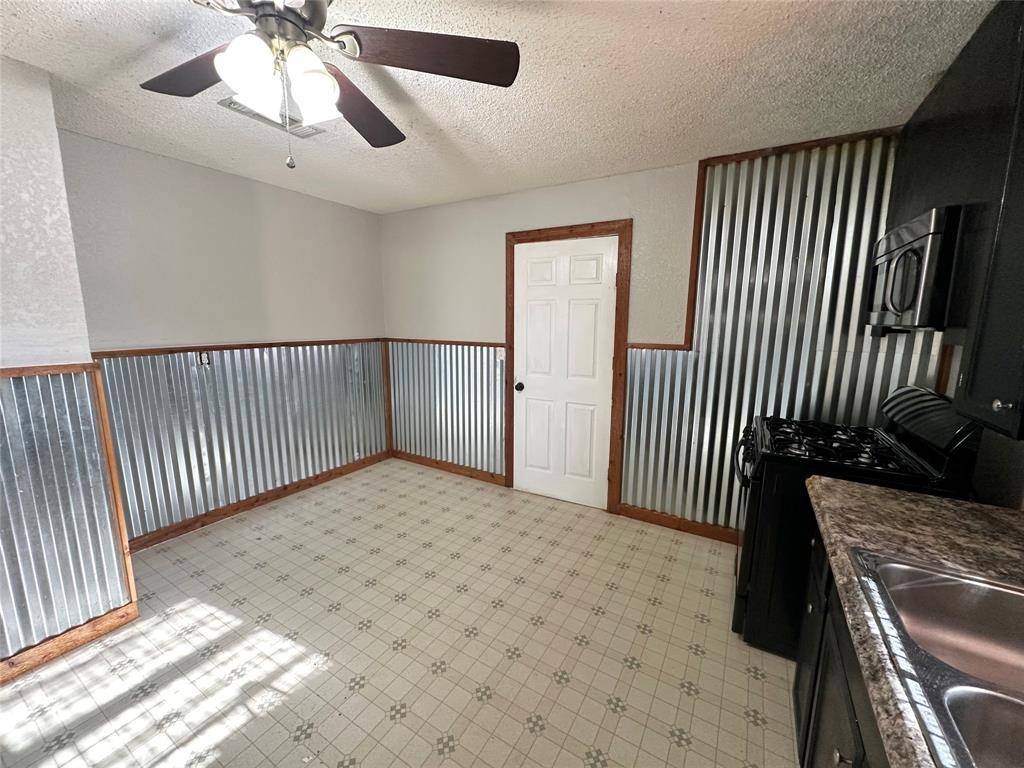 Cleburne, TX 76033,418 Marengo Street