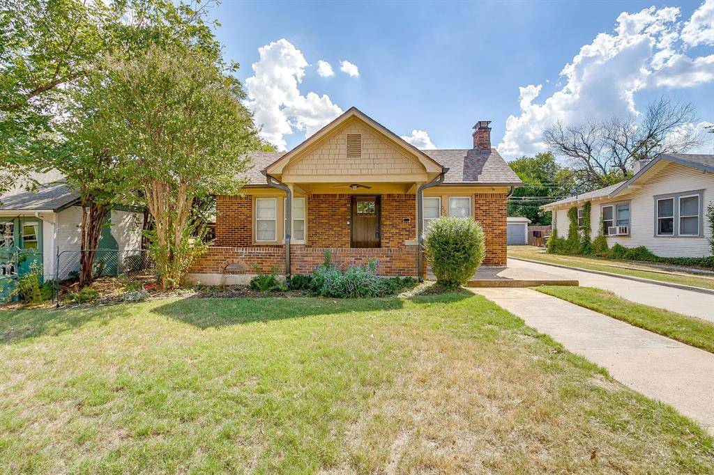 Fort Worth, TX 76110,2209 W Rosedale Street S