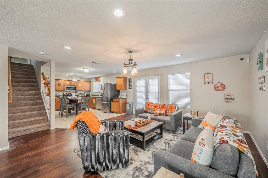 Venus, TX 76084,146 Independence Avenue