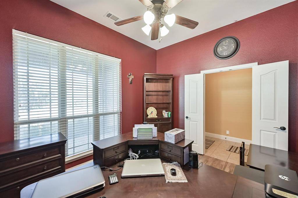 Aubrey, TX 76227,1108 Longhorn