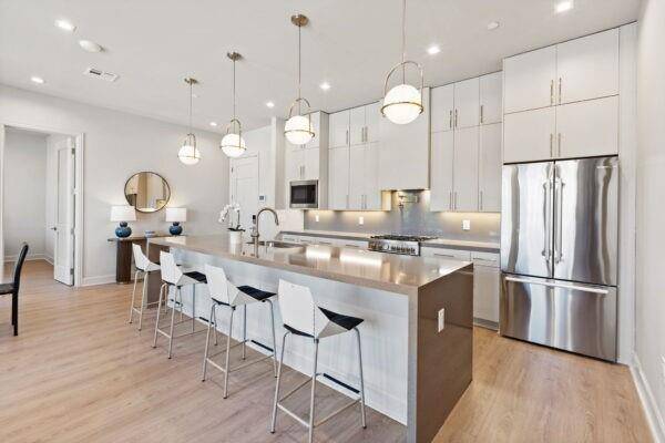 Dallas, TX 75215,1900 S Ervay Street #308