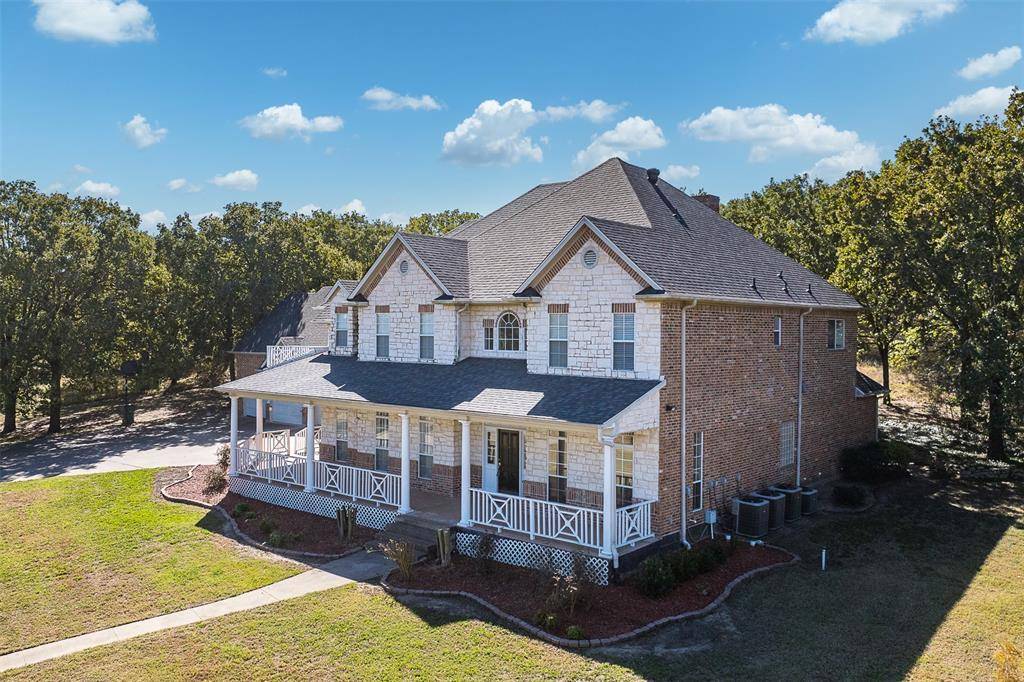 Seven Points, TX 75143,433 E Jess Hinton Road