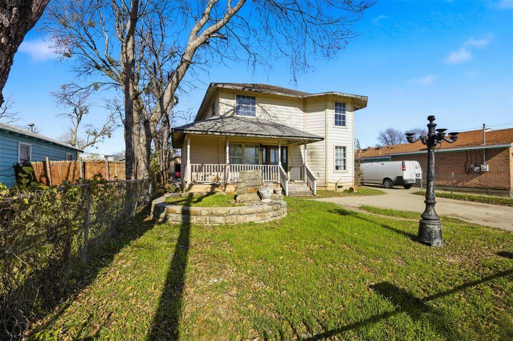 Dallas, TX 75212,1907 Angelina Drive