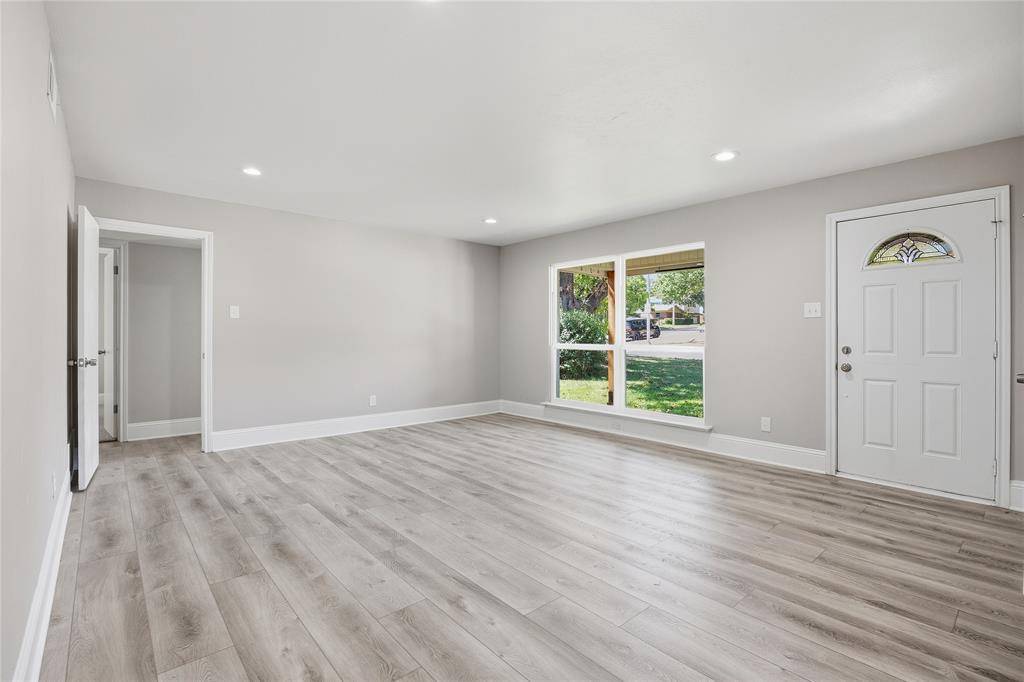 Fort Worth, TX 76133,5313 Keswick Avenue