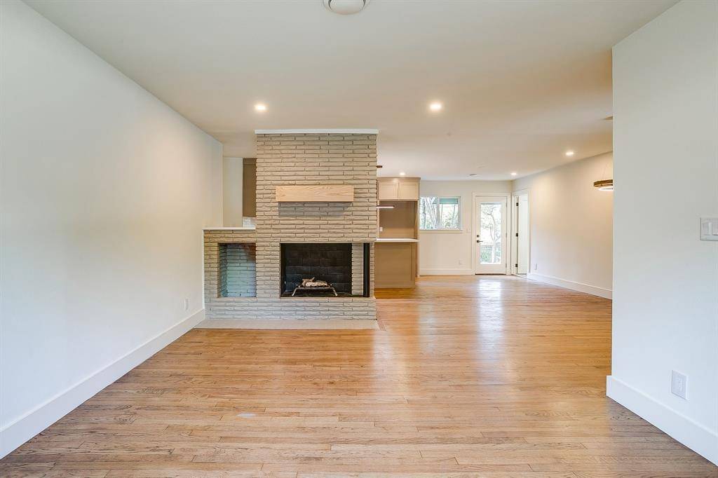 Fort Worth, TX 76116,7013 Willis Avenue