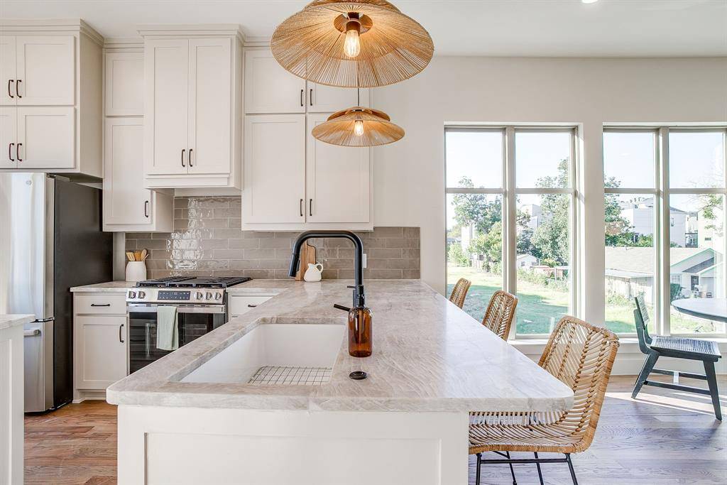 Fort Worth, TX 76107,2820 Weisenberger Street #100