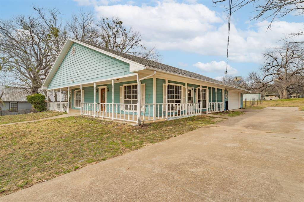 Weatherford, TX 76086,301 E 2nd Street