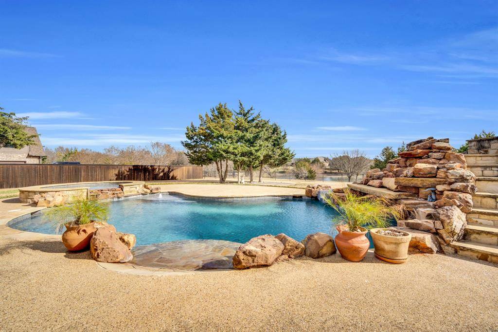 3530 Pleasantville Road, Midlothian, TX 76065