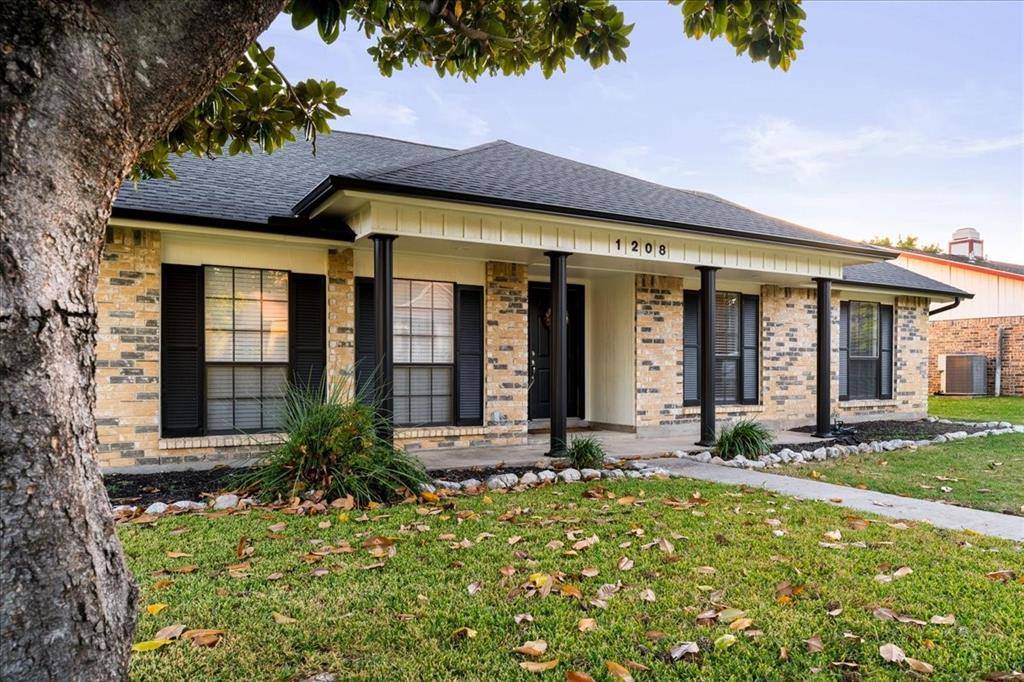 Plano, TX 75025,1208 Kesser Drive