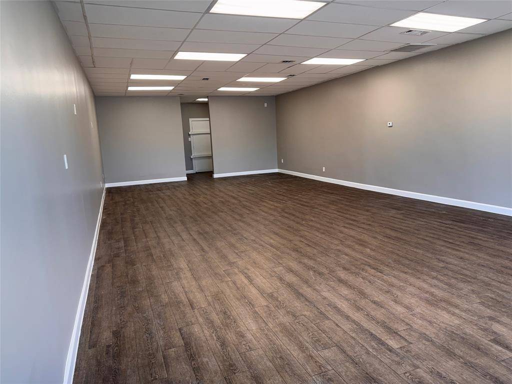 Benbrook, TX 76116,3450 Williams Road #B