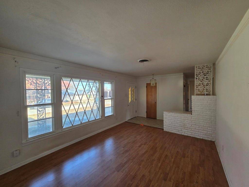 Haltom City, TX 76117,5708 Starlight Drive