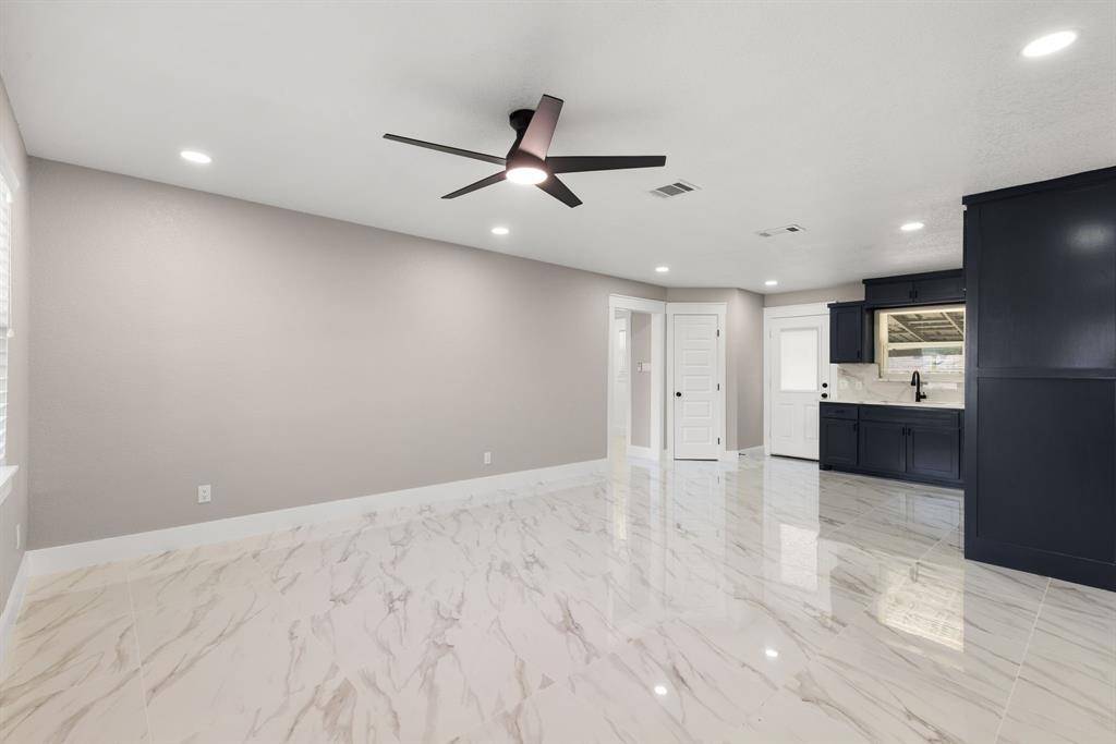 Forest Hill, TX 76140,6509 Tina Court