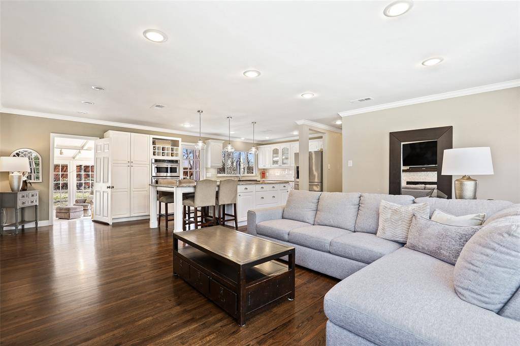 Dallas, TX 75218,1114 Wicklow Drive