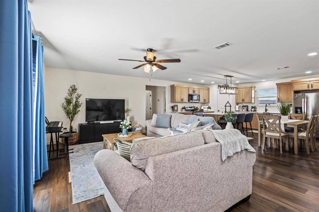 Brookston, TX 75421,997 Private Road 24977