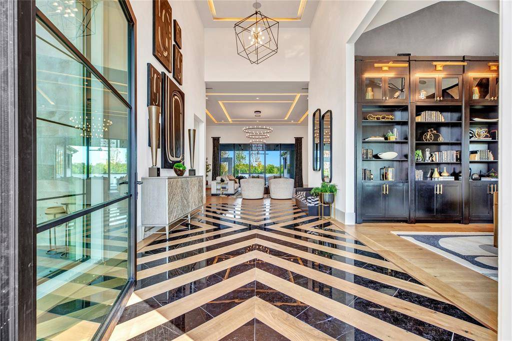 Lucas, TX 75002,1125 W Blondy Jhune Road