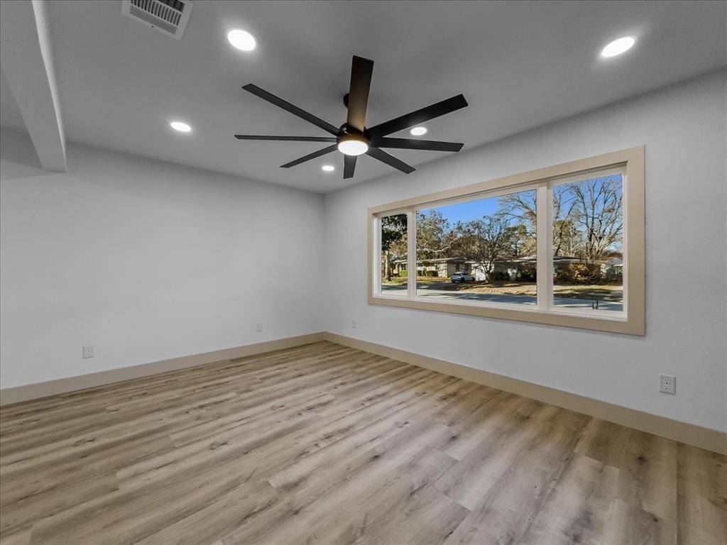 Arlington, TX 76013,1404 Marshalldale Drive