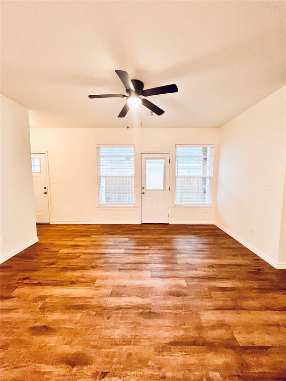 Denison, TX 75021,523 E Hanna Road