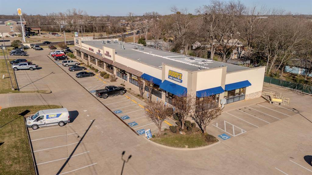 220 Crestway Drive, Athens, TX 75751