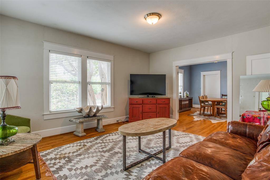 Dallas, TX 75214,6203 Richmond Avenue