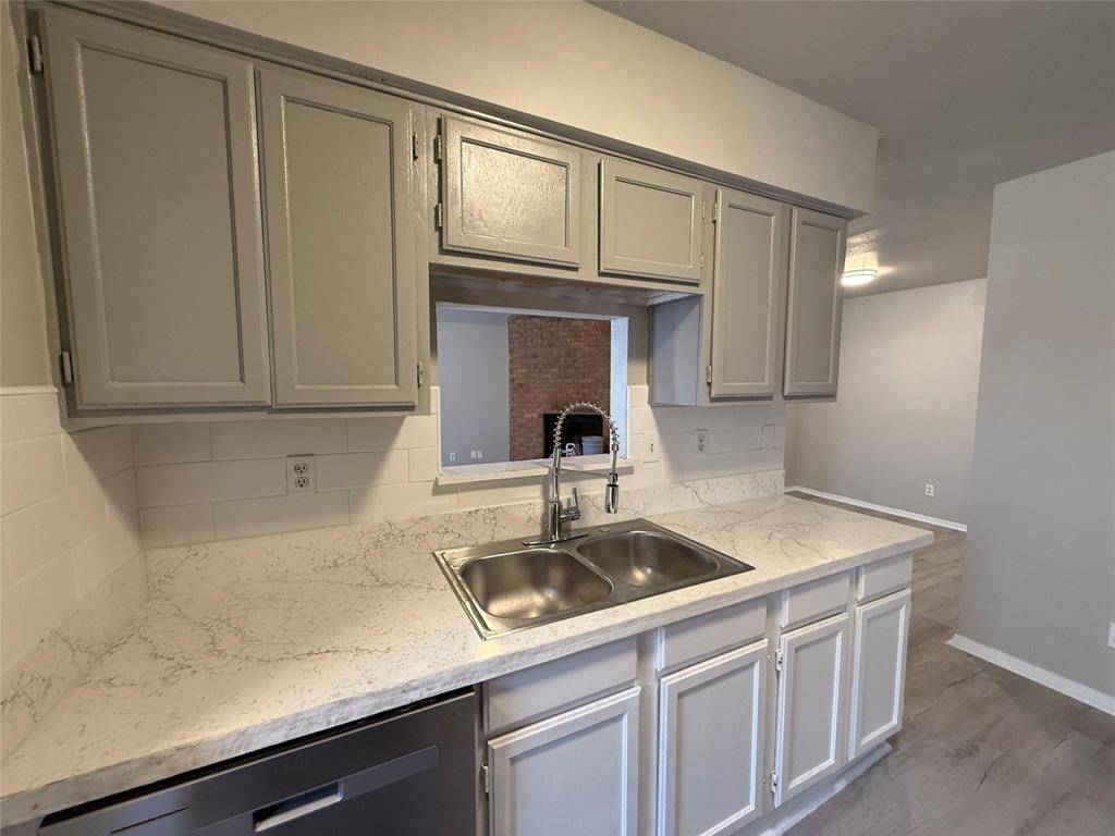 Lancaster, TX 75134,1435 N Bluegrove Road