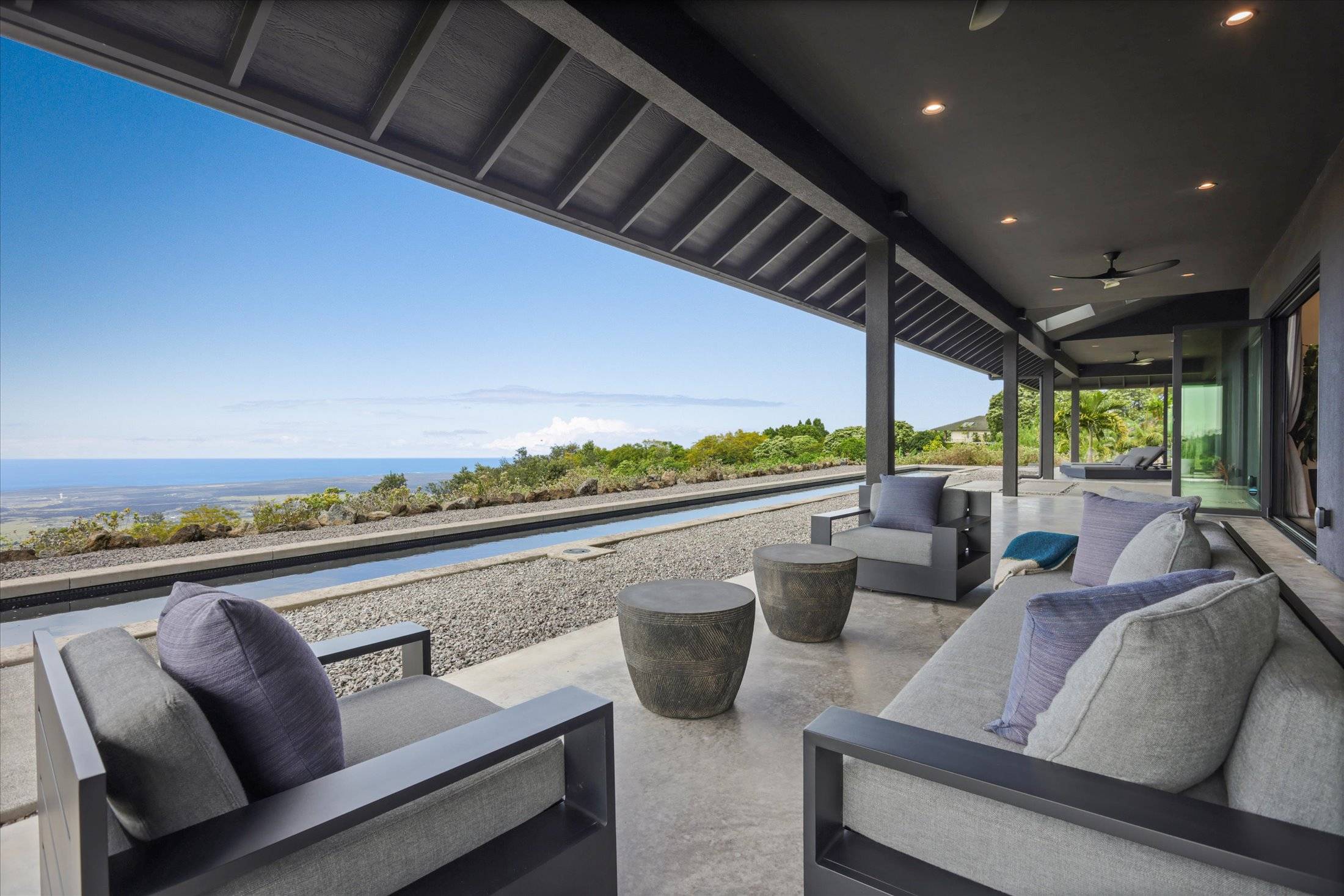 Kailua-kona, HI 96740,72-4136 AWALUA PL